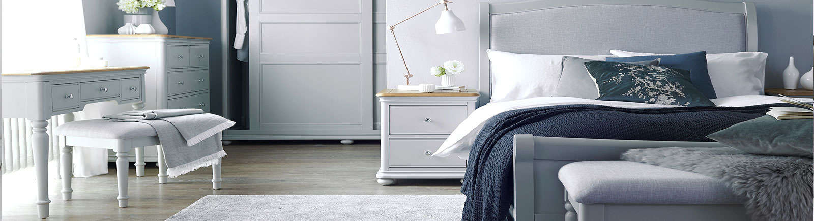 Σετ Κρεβατοκάμαρας