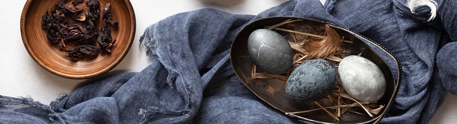 Πασχαλινά Τραπεζομαντηλα και Λευκά Είδη