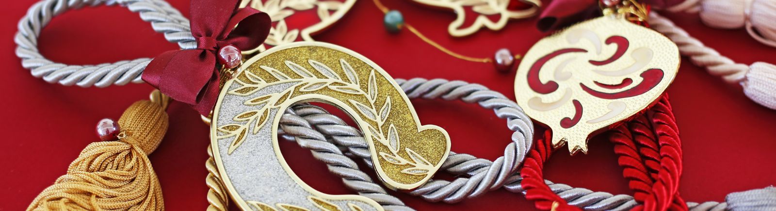 Χριστουγεννιάτικα Γούρια