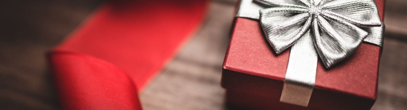 Valentine's Day Gifts Valentine's Day Gifts