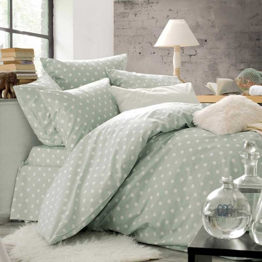 Πόσο συχνά πρέπει να πλένουμε τα λευκά είδη και τις κουβέρτες μας;