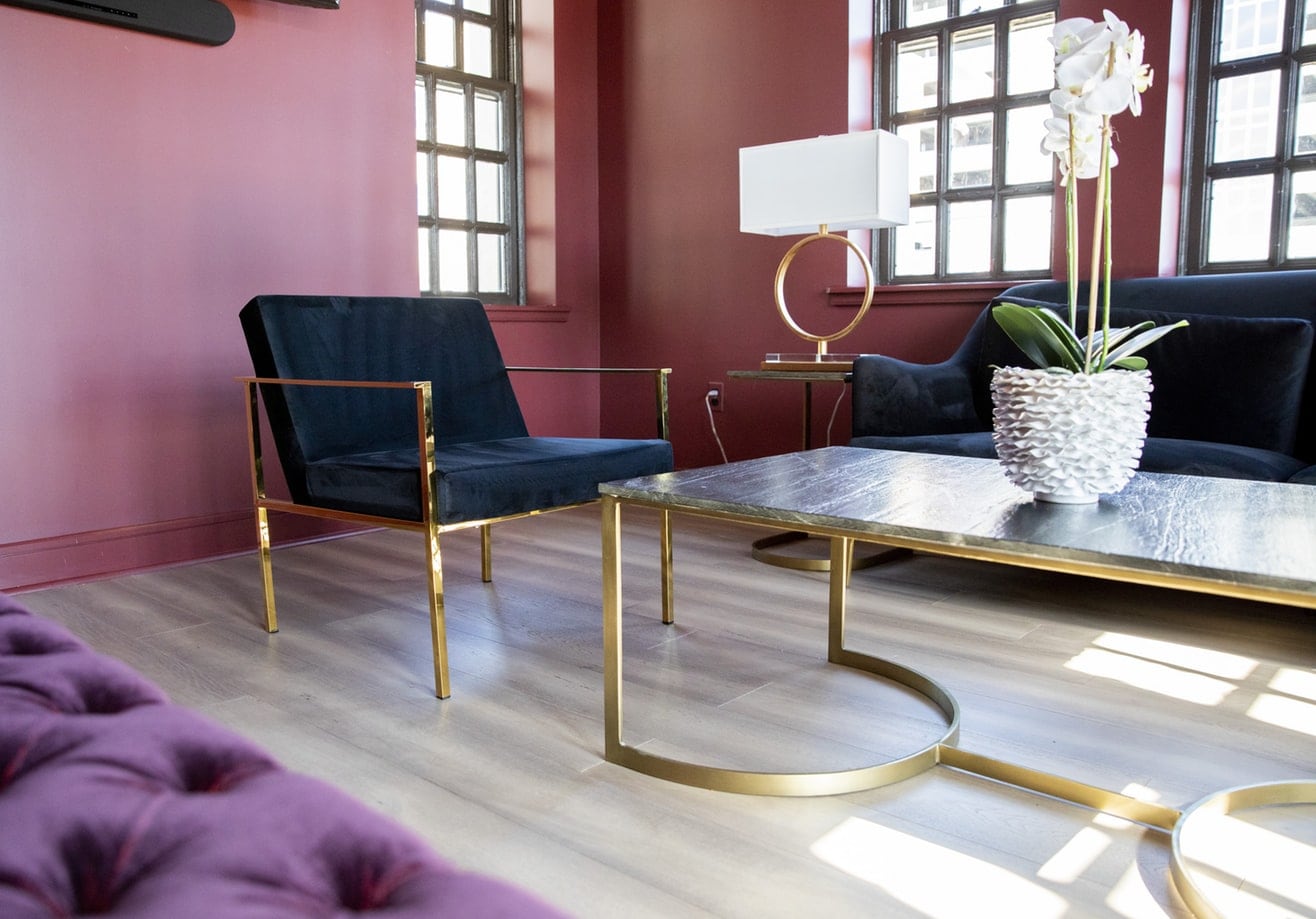 ​Βελούδο: Όλα όσα πρέπει να ξέρετε για την αγαπημένη τάση που ήρθε για να μείνει! 