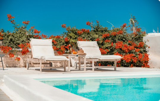 Βρείτε προϊόντα για τη θάλασσα αλλά και εξοπλισμό εξωτερικού χώρου για το σπίτι σας και ετοιμαστείτε για το καλοκαίρι.